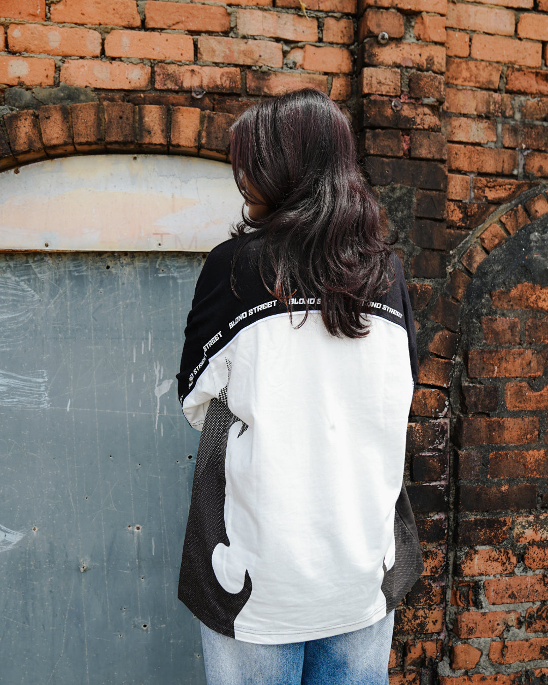 BLACK BLOND STREET T-SHIRT