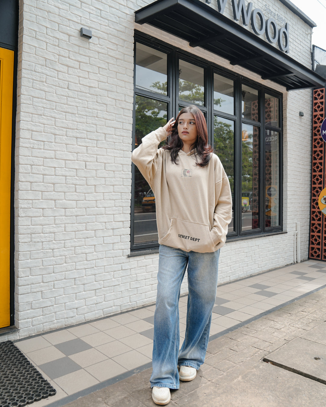 BEIGE OVERSIZED HOODIE