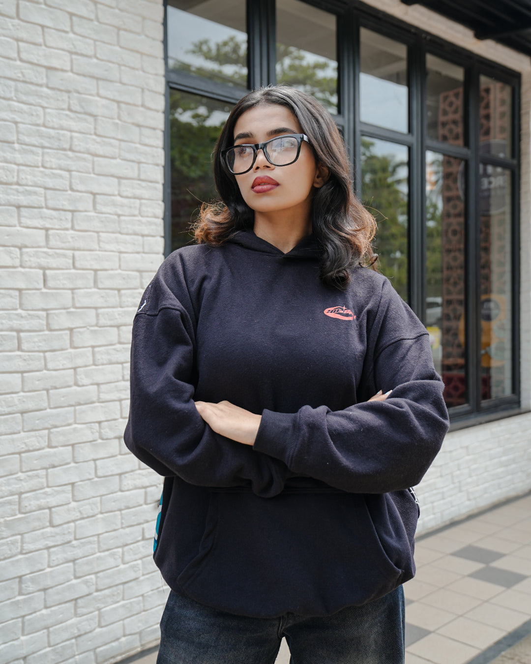 BLACK OVERSIZED HOODIE